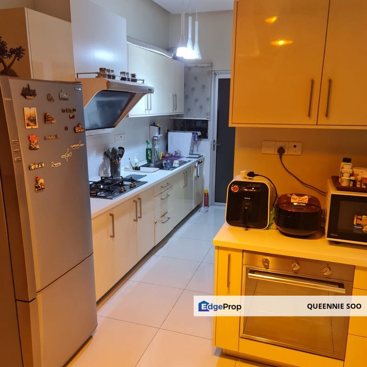 Mont Bleu Residence Luxury Upper unit For Sale , Perak, Ipoh