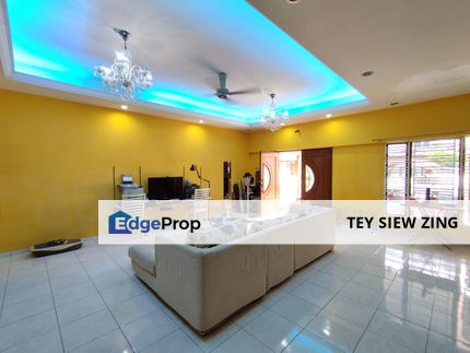 Bukit Serdang 2.5 Storey Terrace House For  Sale, Selangor, Seri Kembangan