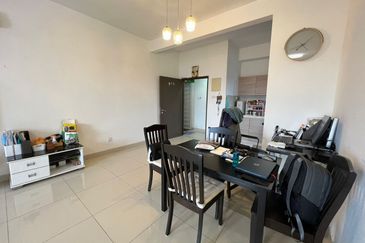 Seri Austin Luxury Apartment