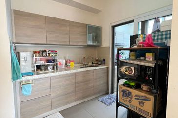 Seri Austin Luxury Apartment