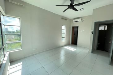 M'Tiara Apartment @ Larkin Idaman