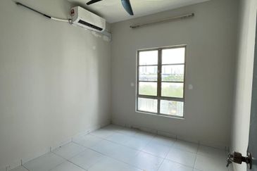 M'Tiara Apartment @ Larkin Idaman