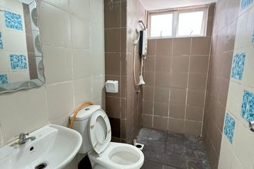 M'Tiara Apartment @ Larkin Idaman