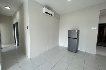 M'Tiara Apartment @ Larkin Idaman