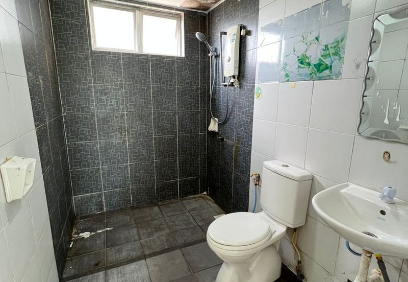 M'Tiara Apartment @ Larkin Idaman