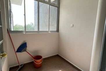 M'Tiara Apartment @ Larkin Idaman