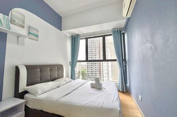 Baypoint @ Country Garden Danga Bay