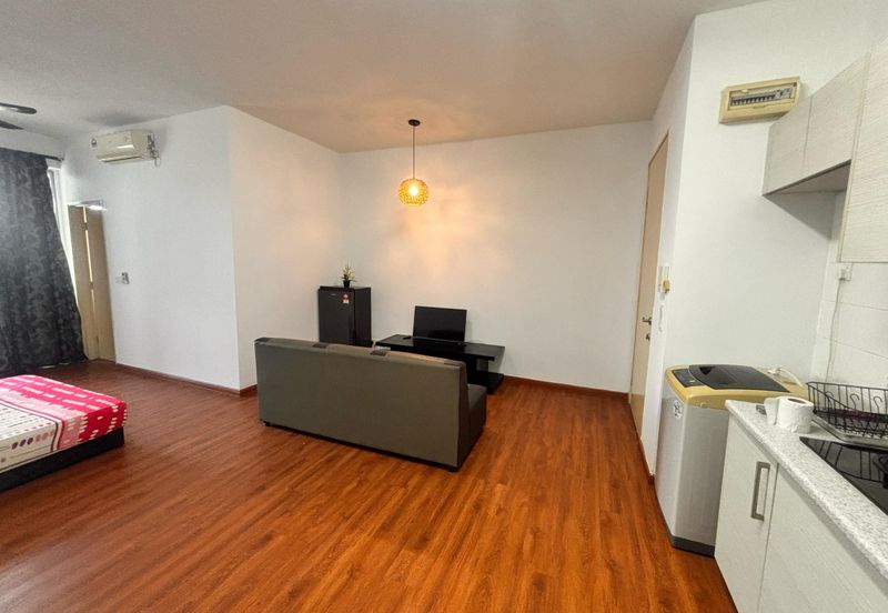 Dedaun Hijau (Greenfield Regency)