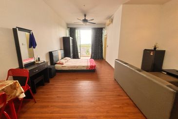 Dedaun Hijau (Greenfield Regency)