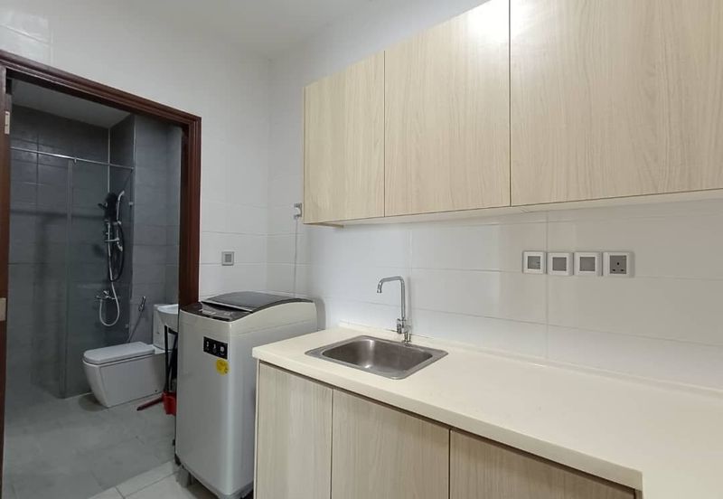 Paragon Suites @ CIQ