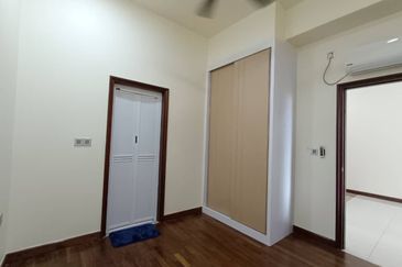 Paragon Suites @ CIQ