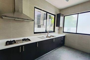 Noble Park @ East Ledang