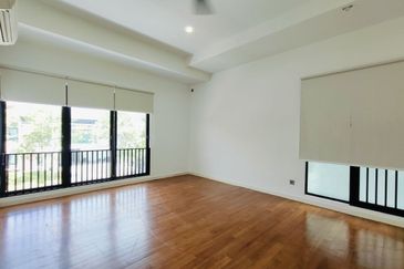 Noble Park @ East Ledang