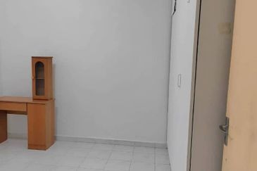 Flat Taman Ungku Tun Aminah