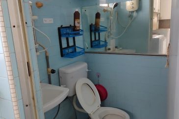 Flat Taman Ungku Tun Aminah