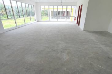 Cemerlang Industrial Park @ Saleng