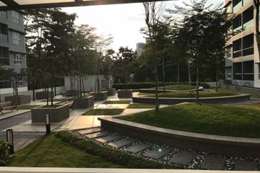 Seasons Luxury Apartments @ Amara Larkin