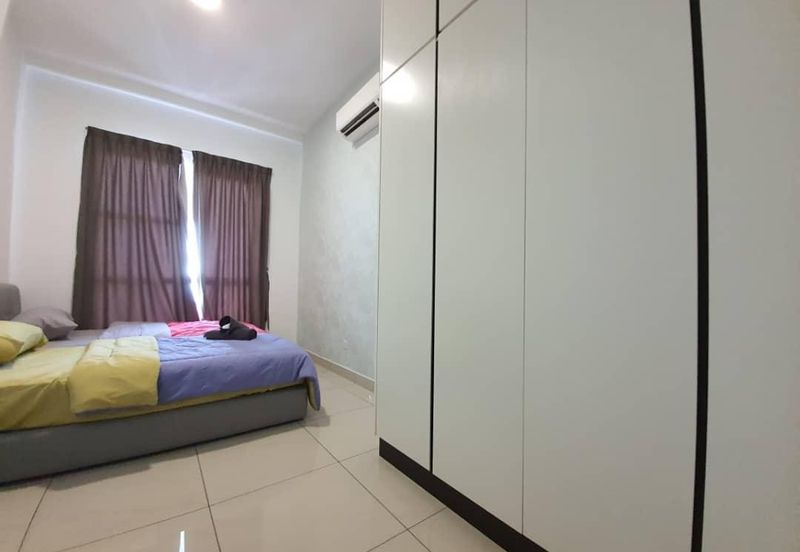 The Pinnacles (Pinnacle Tower)