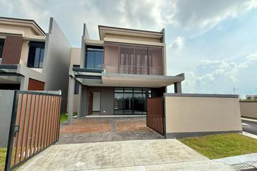 Aurora Resort Villas