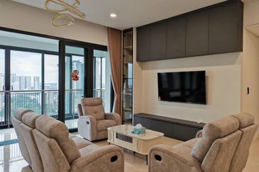 The Astaka @ 1 Bukit Senyum