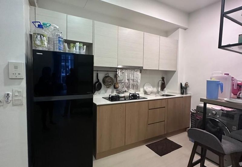 Dedaun Hijau (Greenfield Regency)