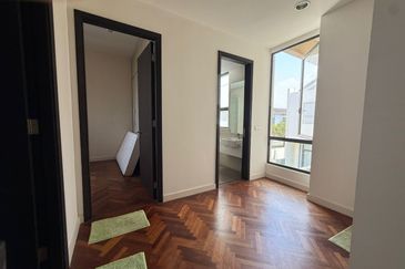 Avira Garden Terraces @ Medini