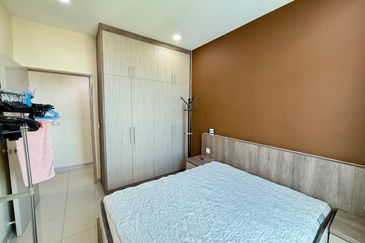 Dedaun Hijau (Greenfield Regency)