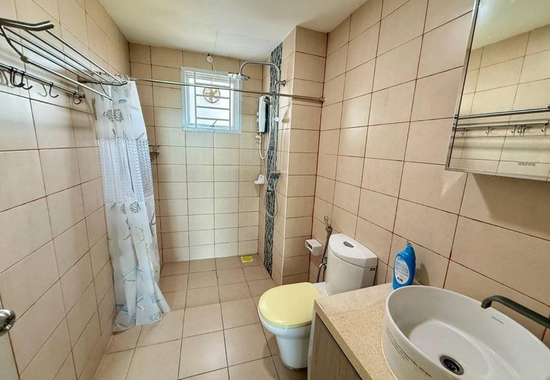 Dedaun Hijau (Greenfield Regency)