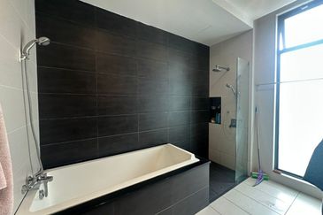 The Straits View Residences