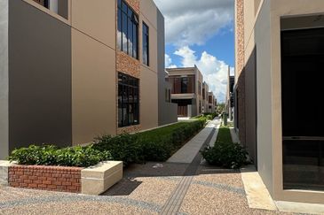 Aurora Resort Villas