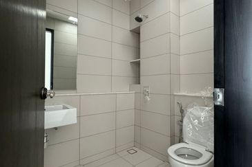 Senibong Cove Waterway Residences