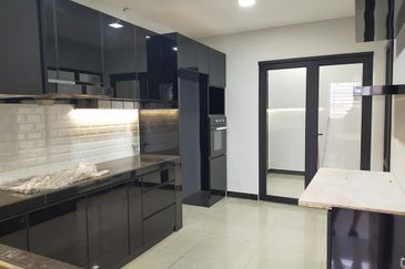 Dedaun Hijau (Greenfield Regency)