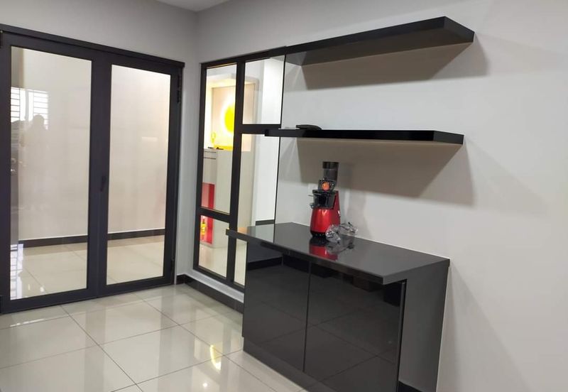 Dedaun Hijau (Greenfield Regency)