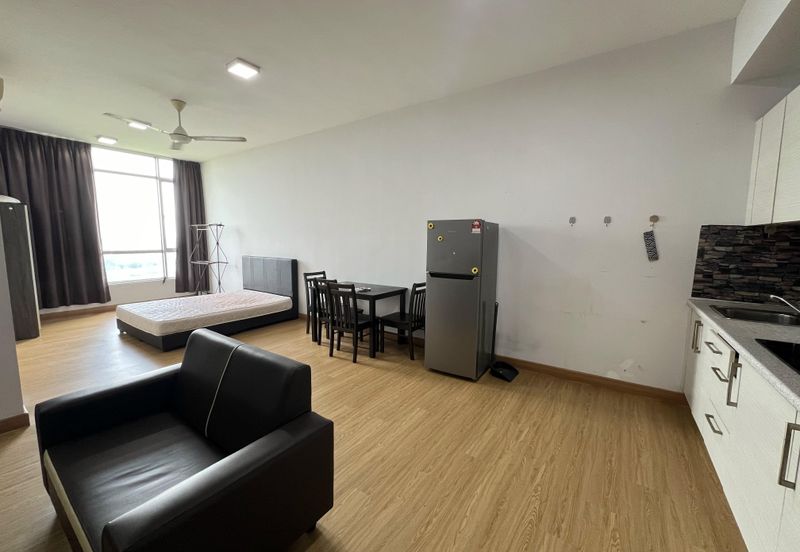 Dedaun Hijau (Greenfield Regency)