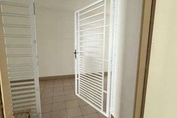 Dedaun Hijau (Greenfield Regency)