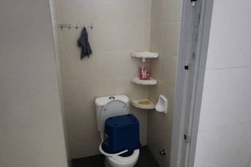 D'Summit Residences @ Kempas Utama