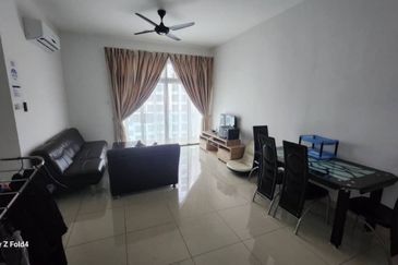 D'Summit Residences @ Kempas Utama