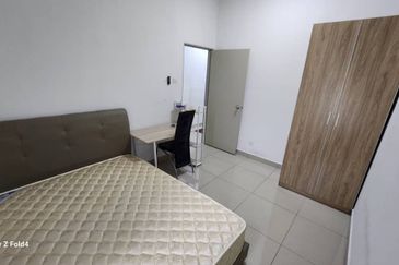 D'Summit Residences @ Kempas Utama