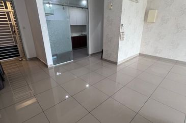 Seasons Luxury Apartments @ Amara Larkin