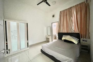 Double Storey SuperLink in Horizon Hills @ The Greens for Sale