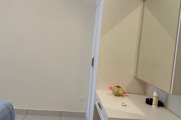 Superlink Terrace House Horizon Hills For Sale