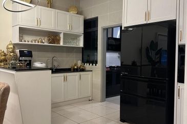 Superlink Terrace House Horizon Hills For Sale