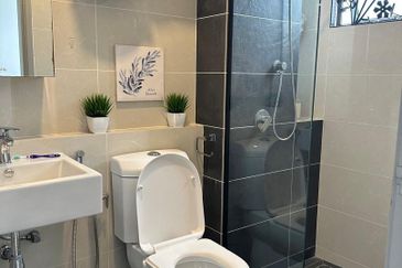 Superlink Terrace House Horizon Hills For Sale