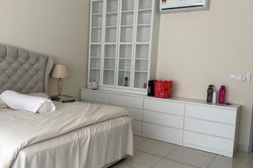 Superlink Terrace House Horizon Hills For Sale