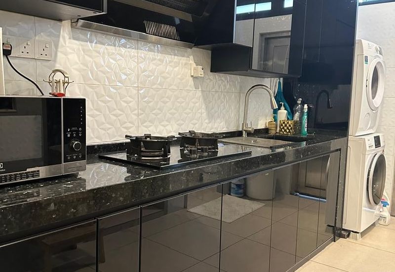 Superlink Terrace House Horizon Hills For Sale