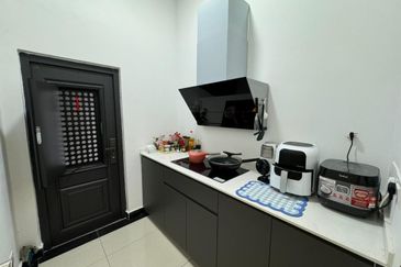 Double Storey Cluster House Calidora Setia Tropika For Sale