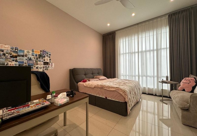 Double Storey Cluster House Calidora Setia Tropika For Sale