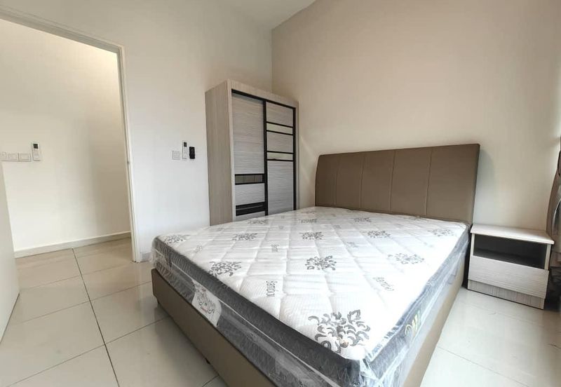 Dedaun Hijau (Greenfield Regency)