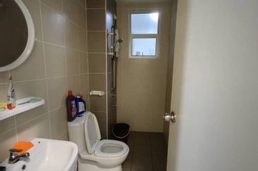 Aliff Avenue 3 Service Apartment For Sale