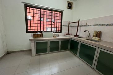 Double Storey House @ Jalan Kerapu Kota Tinggi For Sale